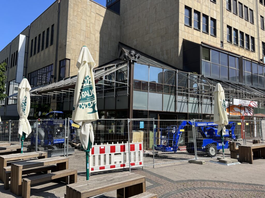 Kennedyplatz 1, Essen – Foyer