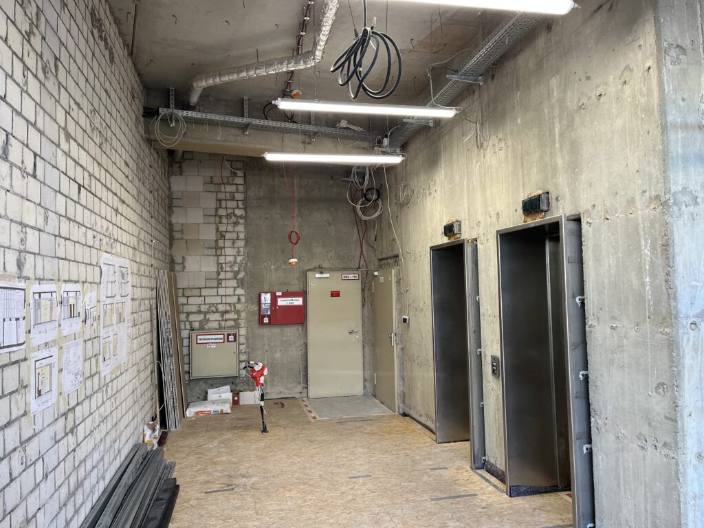 Kennedyplatz 1, Essen – Foyer