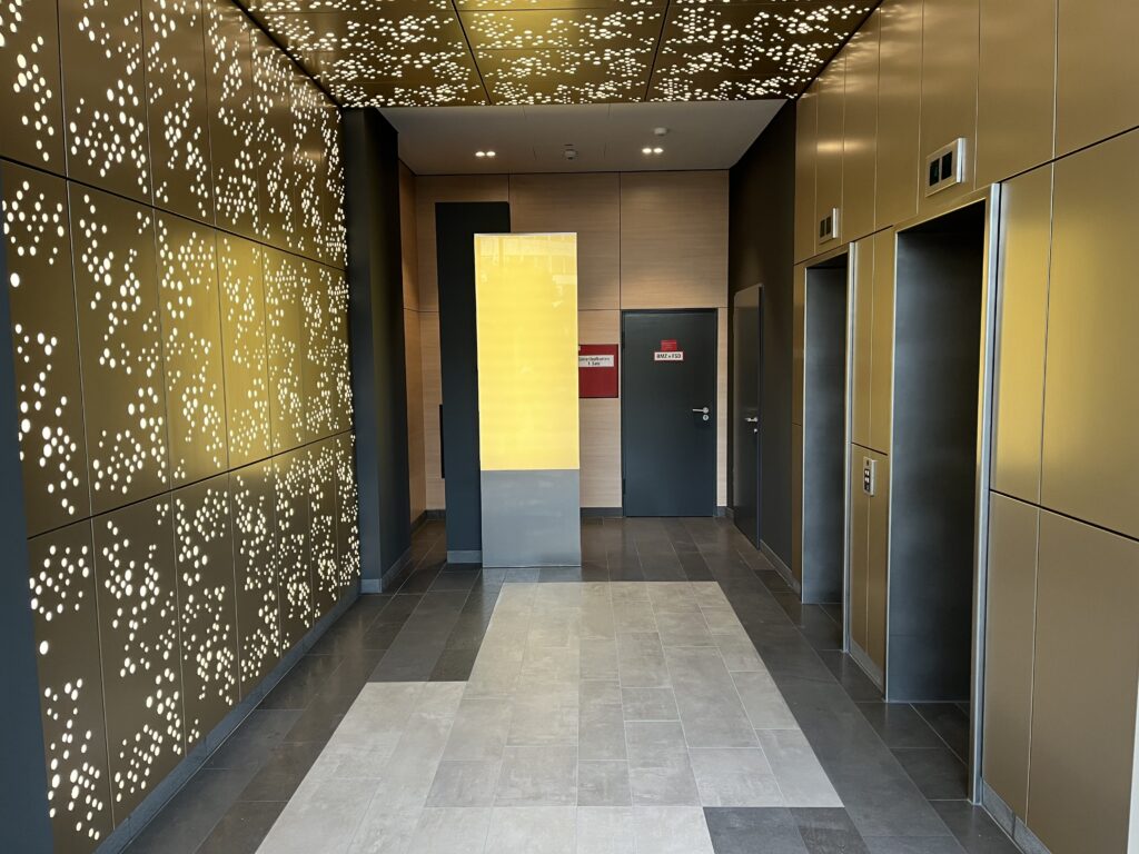 Kennedyplatz 1, Essen – Foyer